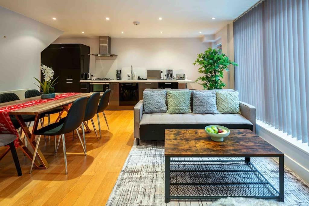Sweet 3Brs House Close To Oxford & Soho Londra Dış mekan fotoğraf